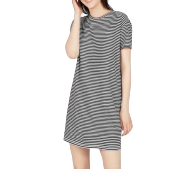 Everlane Dresses & Skirts - Everlane Small Black and White 100% Cotton Short Sleeve Mini Tee Shirt Dress G2